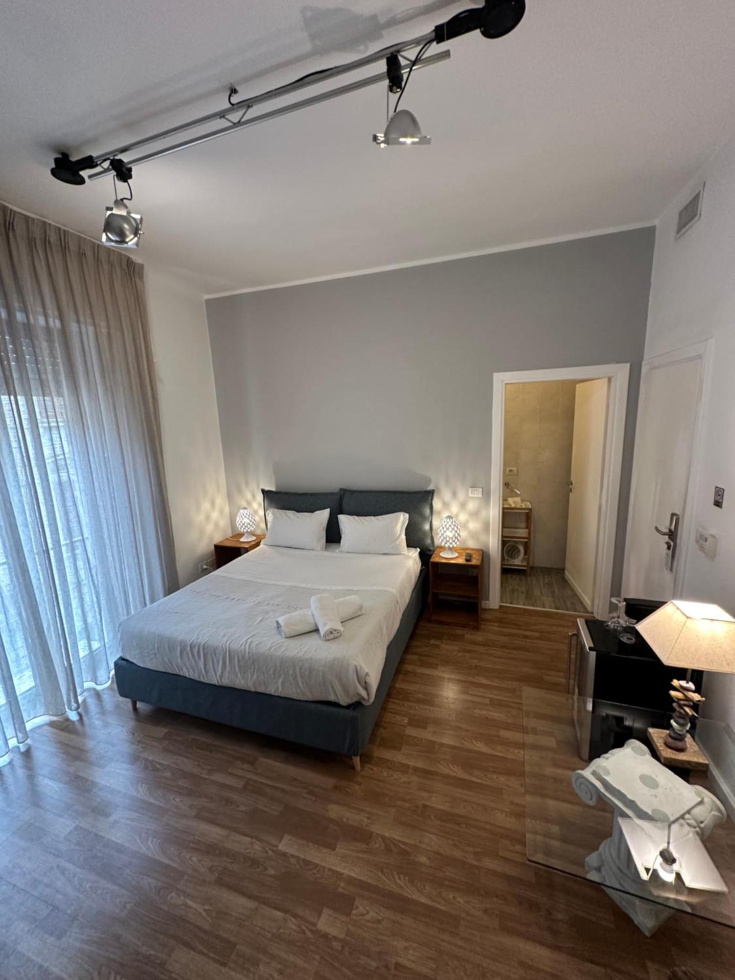 B&B Degli Artisti Suite Lecce Kültér fotó