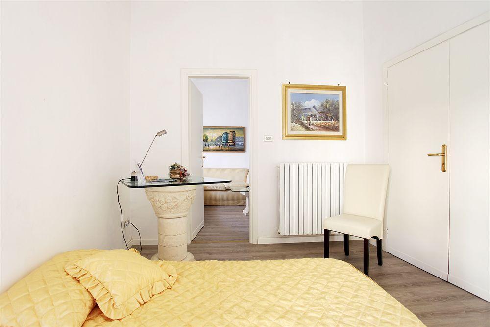 B&B Degli Artisti Suite Lecce Kültér fotó